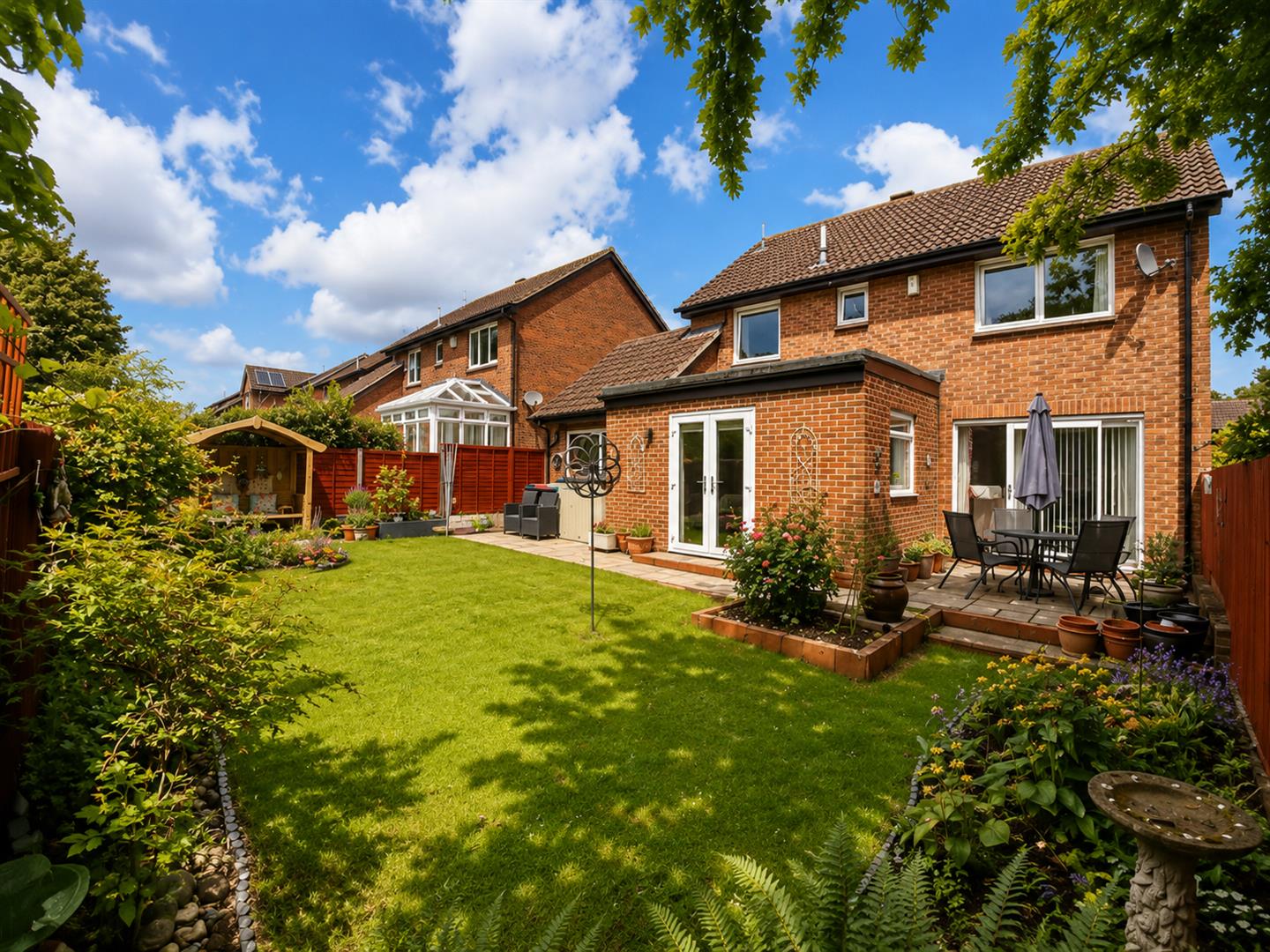 4 bed property in Summerhayes, Milton Keynes